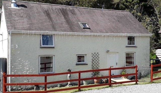 The cottage, Brechfa, Carmarthen, sleeps 4
