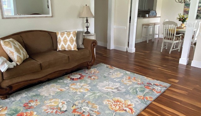 The Cottage: cozy 3-bedroom home 5.5 miles from Winnsboro.
