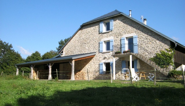 The Cottage Bertinière south of the Jura, to 1am. Lyon, Geneva, Annecy .