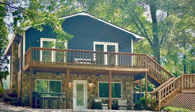 The Cottage in the Cove