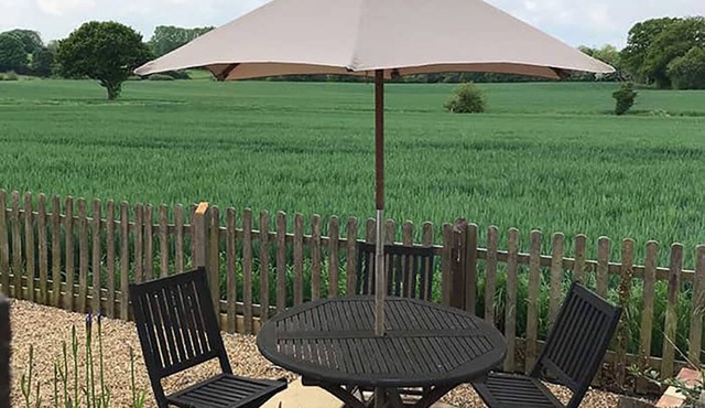 The cottage is ideally situated for exploring the Suffolk coast and countryside.