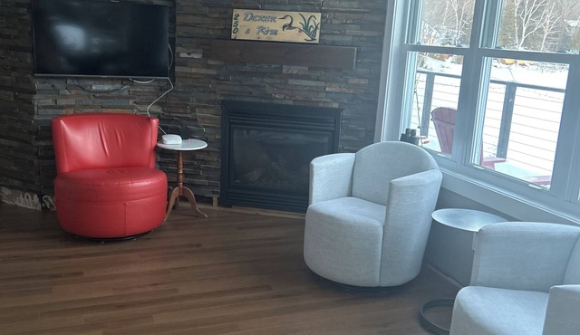 The cottage life, cozy home on Lac Baker,NB.Come relax with the entire family.