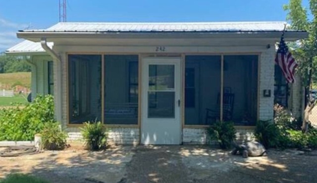 The Cottage - Newly Remodeled with Breathtaking Views
