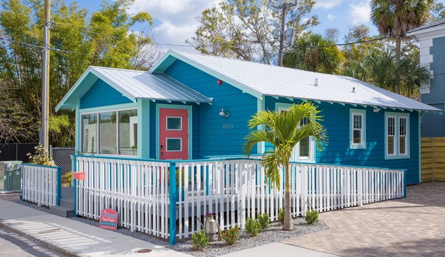 The Cottage Next Door Best Downtown location in Sarasota