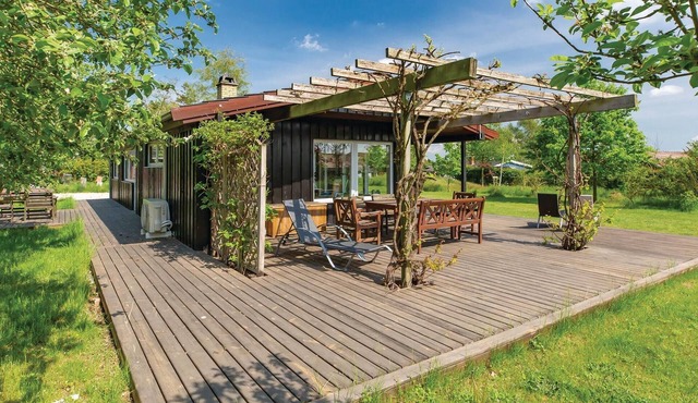 The cottage offers a beautiful view of the Isefjord.