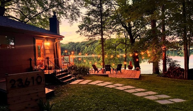 The Cottage on Heiner Hill fosters peace & is that reset you're searching for.