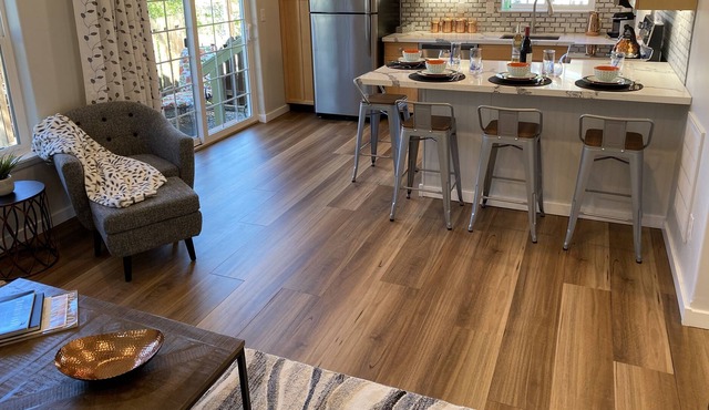 The Cottage, steps from downtown Amador City.