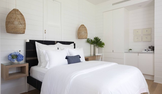 The Court, Boutique SeasideFL Hotel, Steps to Beach, Luxury Renovation