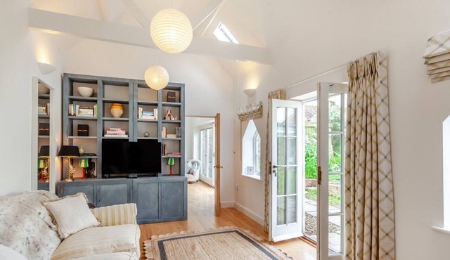 The Courthouse - Heytesbury