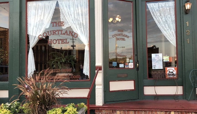 The Courtland Hotel and Day Spa