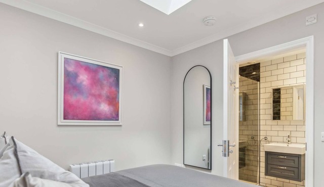 The Courtyard Apartments - Thyme