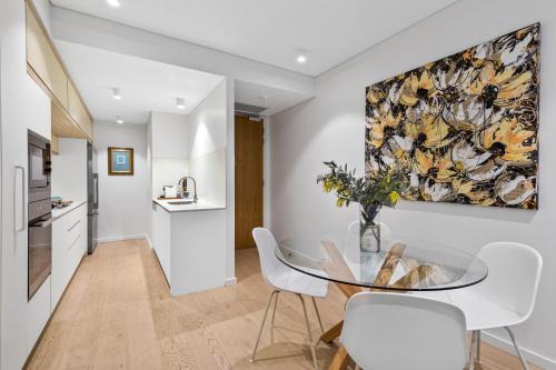 'The Courtyard Retreat' Designer Abode, Mosman