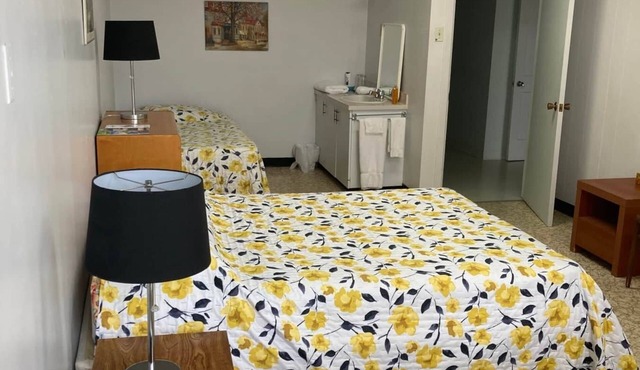 The Couvent, 222 - Chambre 2 Doubles + 1 Simple