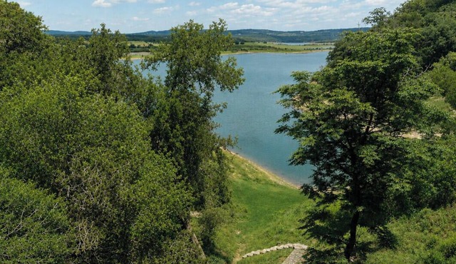 The Cove Lakehouse in Spicewood