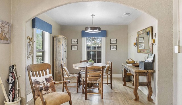 The Cowboy House - Rustic charm