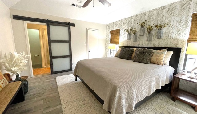 The Cowgirls by Curated Stays: 2 King Beds