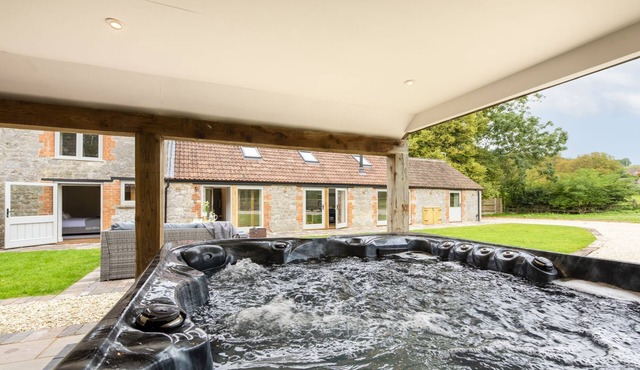 The Cowshed - a barn that sleeps 7 guests in 3 bedrooms