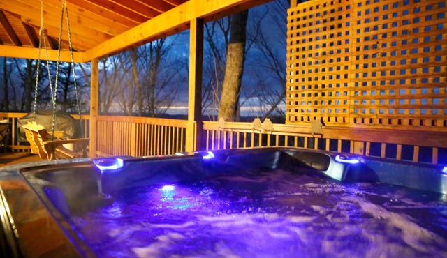 The Cozy Bearz Cabin, A place to relax and have a Great time!