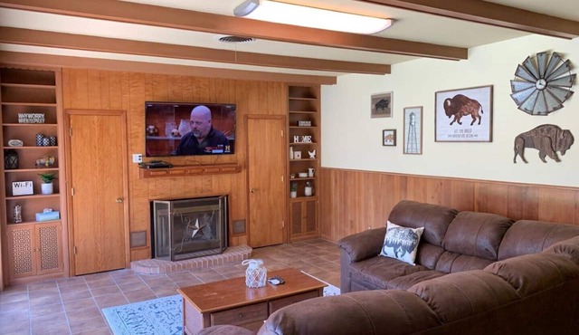 The Cozy Buffalo near Palo Duro Canyon & WTAMU