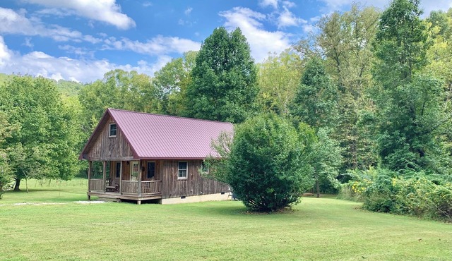 The Cozy Cabin 2 Bedrooms 1 Bath is the perfect romantic getaway in the country.