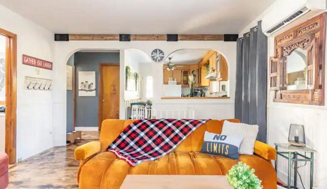 The Cozy Cabin: Escape to Serenity&Tranquility Surrounded by Nature's Splendour