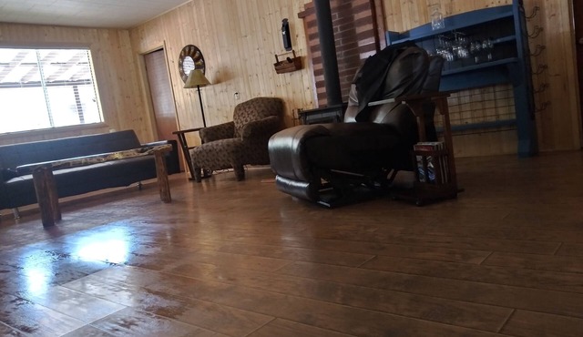 The cozy cabin, a quiet place to relax and have a pleasant time.