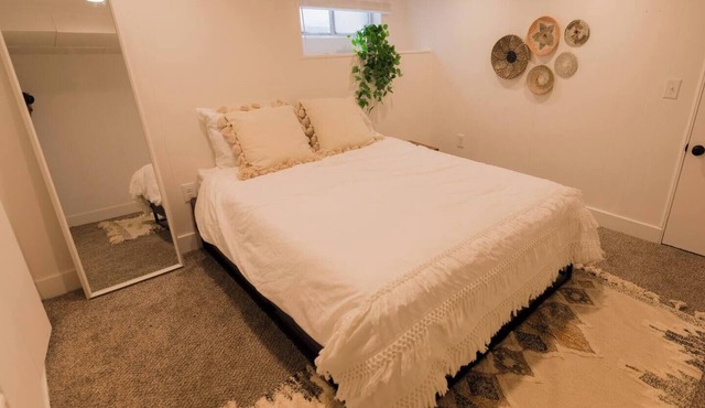 The Cozy Casa - Perfect for Long Term Stays.