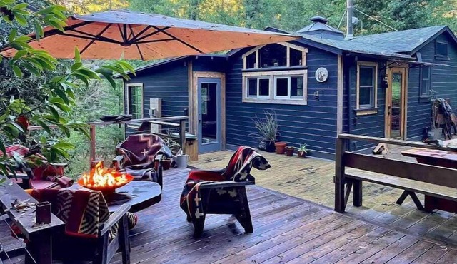 The Cozy Cazadero Cabin with Finnish Sauna