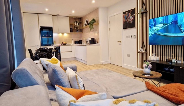 The Cozy cloud Modern Apartment- Wembley Stadium - Parking