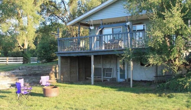 The Cozy Corral Cabin