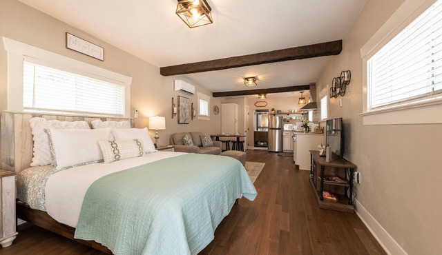 The Cozy Cottage