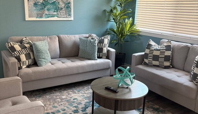 The Cozy Cottage: Clean, Comfortable & Perfectly Located