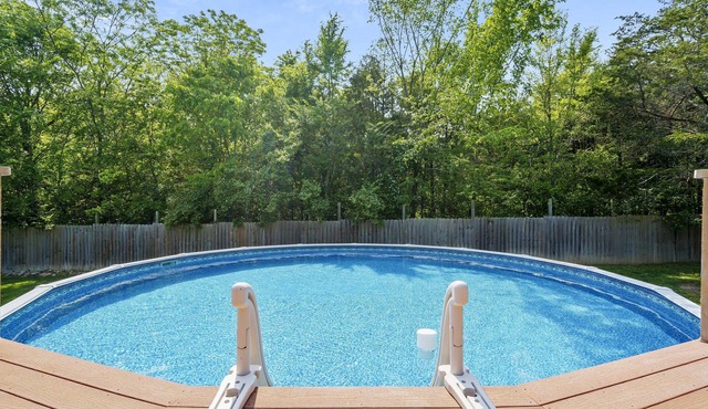 The Cozy Cottage Getaway | Private pool & hot tub