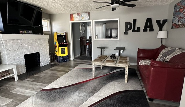 The Cozy "Gaming House"nn