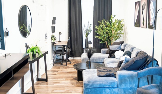 The Cozy Grey Haven 1BR Apartment in Reading.