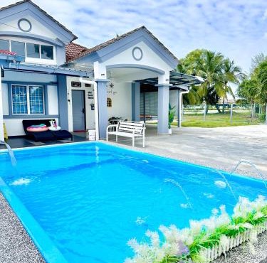 The Cozy Home Private Pool Villa 5BR 20pax