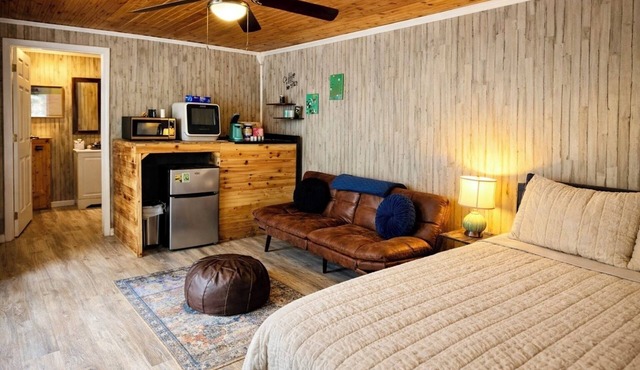 The Cozy King Studio #2