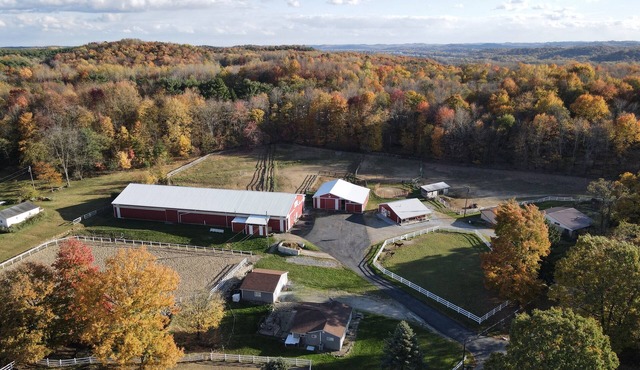 The Cozy Little Red Cottage Near Amish Country