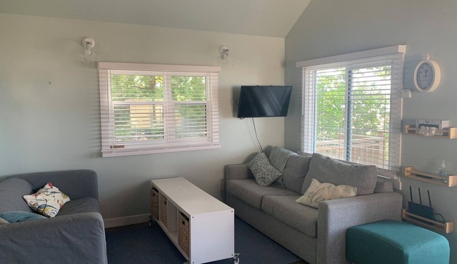 The Cozy Westmeath 4 Season Cottage