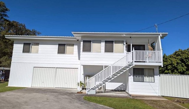 The Crab Pot at Tuan - Huge Family Home
