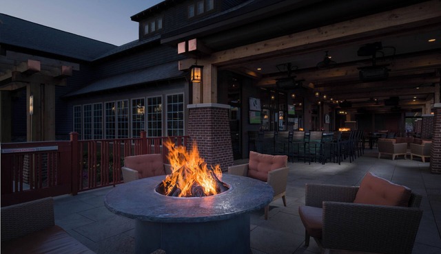 The Craftsman Inn & Suites