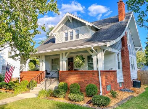 The Craftsman Uptown - Walk to Shops & Eats