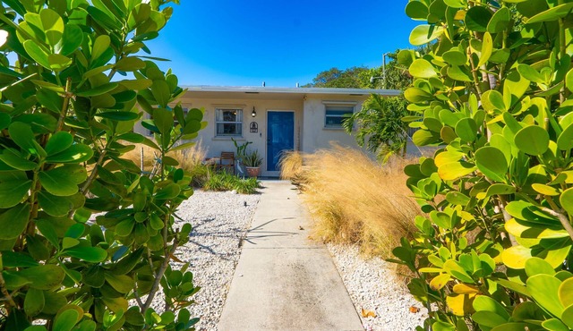 The Crafty Mermaid, Pet-Friendly Coastal Home Near Beach, Boating and Diving