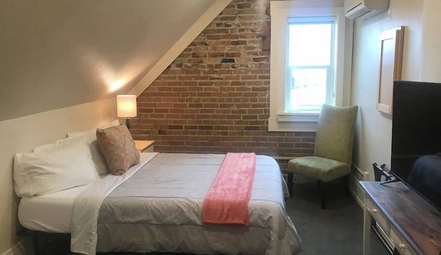 The "Crash Pad" Studio Apartment in Downtown Provo