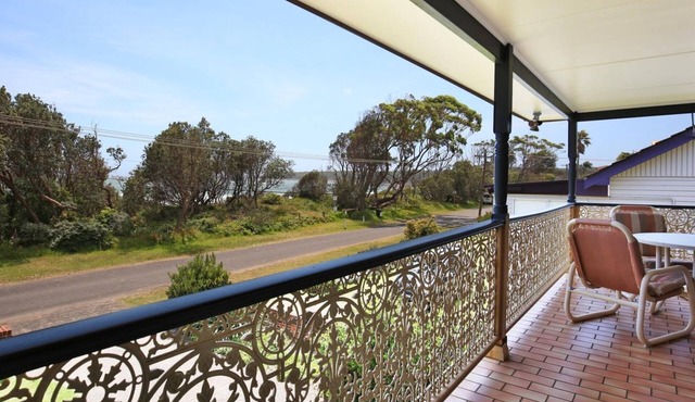 The Crescent @ Currarong - Pet Friendly Beachfront