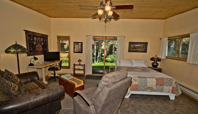 The Crestone Casitas: Casita Suite #2