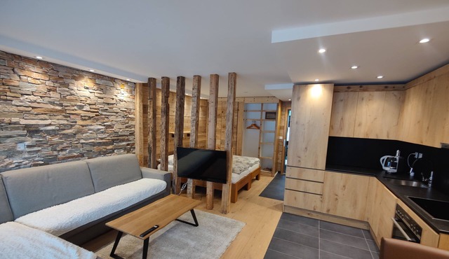 The Cristal apartment house is situated in a quiet location