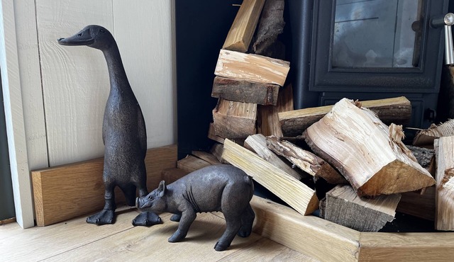 The Crooked Gate - Luxury Romantic Getaway