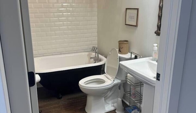 The Cross Bell Downtown 205