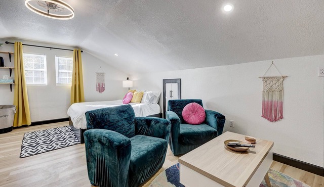 The Crow's Nest: Executive Loft